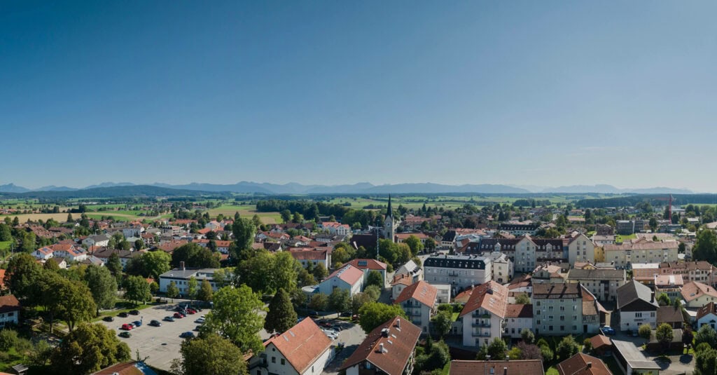 Glasfaser-Ausbau in Holzkirchen – AVACOMM bringt Highspeed-Internet in die Region