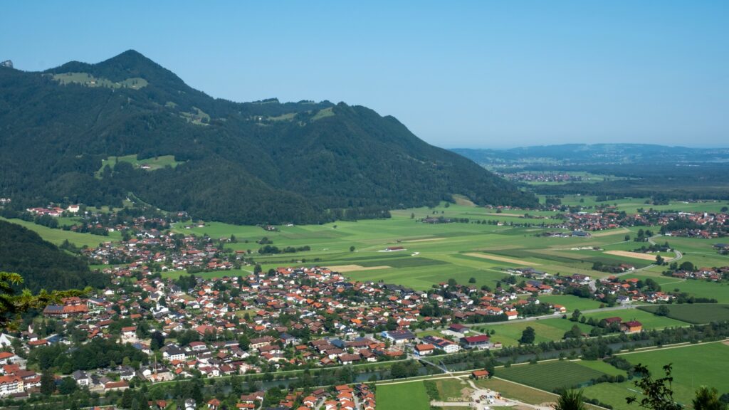 Blick in das Achental im Chiemgau, Richtung Marquartstein